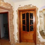 Дверь в прихожей