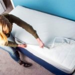 How to secure a sheet to a mattress