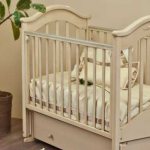 Рекомендации по сборке детской кроватки в зависимости от ее типа