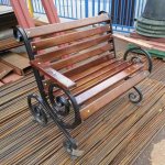 Садовая скамья на гнутом каркасе